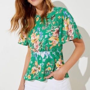 LOFT Green Shortsleeved Shirt